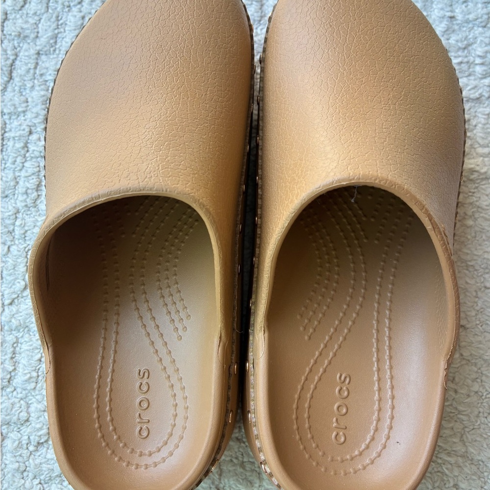 CROCS Dylan Platform Clog Mules in Umber with Stud Trim
